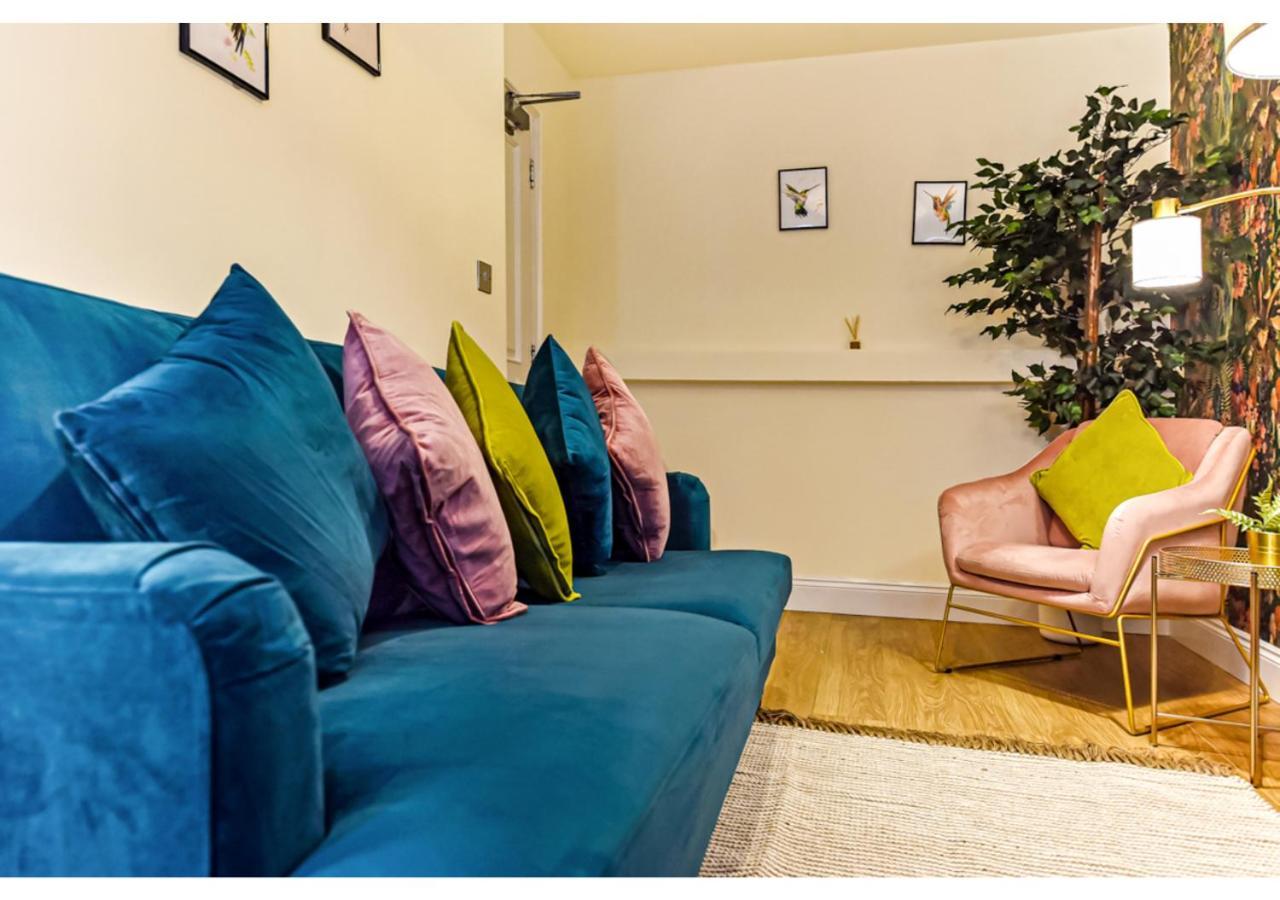 Stunning Family - Sleeps 11 * Londra
