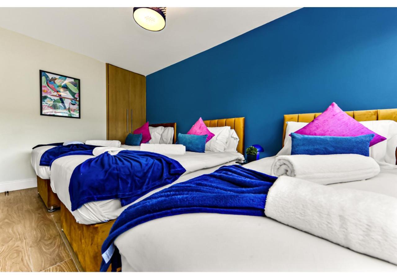 Stunning Family - Sleeps 11 * Londra